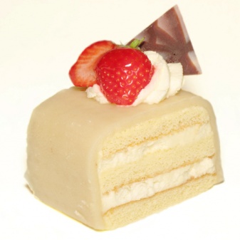 Marsepein gebakje naturel