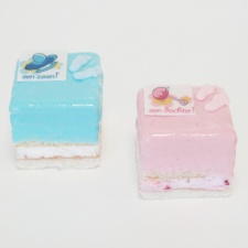 Petit four geboorte