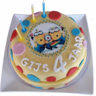 Minionstaart met afbeelding
