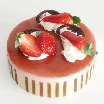 Aardbei bavaroistaart