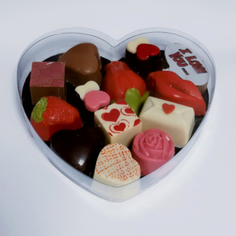 Hartendoosje met bonbons