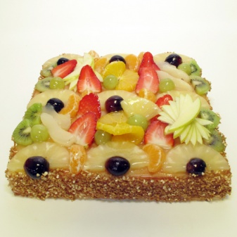 Vierkante vruchtentaart