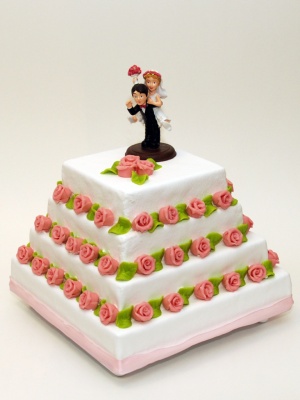 300_bruidtaart3_vierkant_klein.jpg